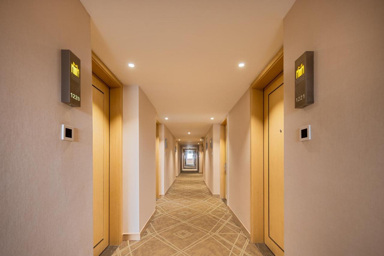 锦江都城酒店海南省政府日月广场免税店 Haikou  Dış mekan fotoğraf